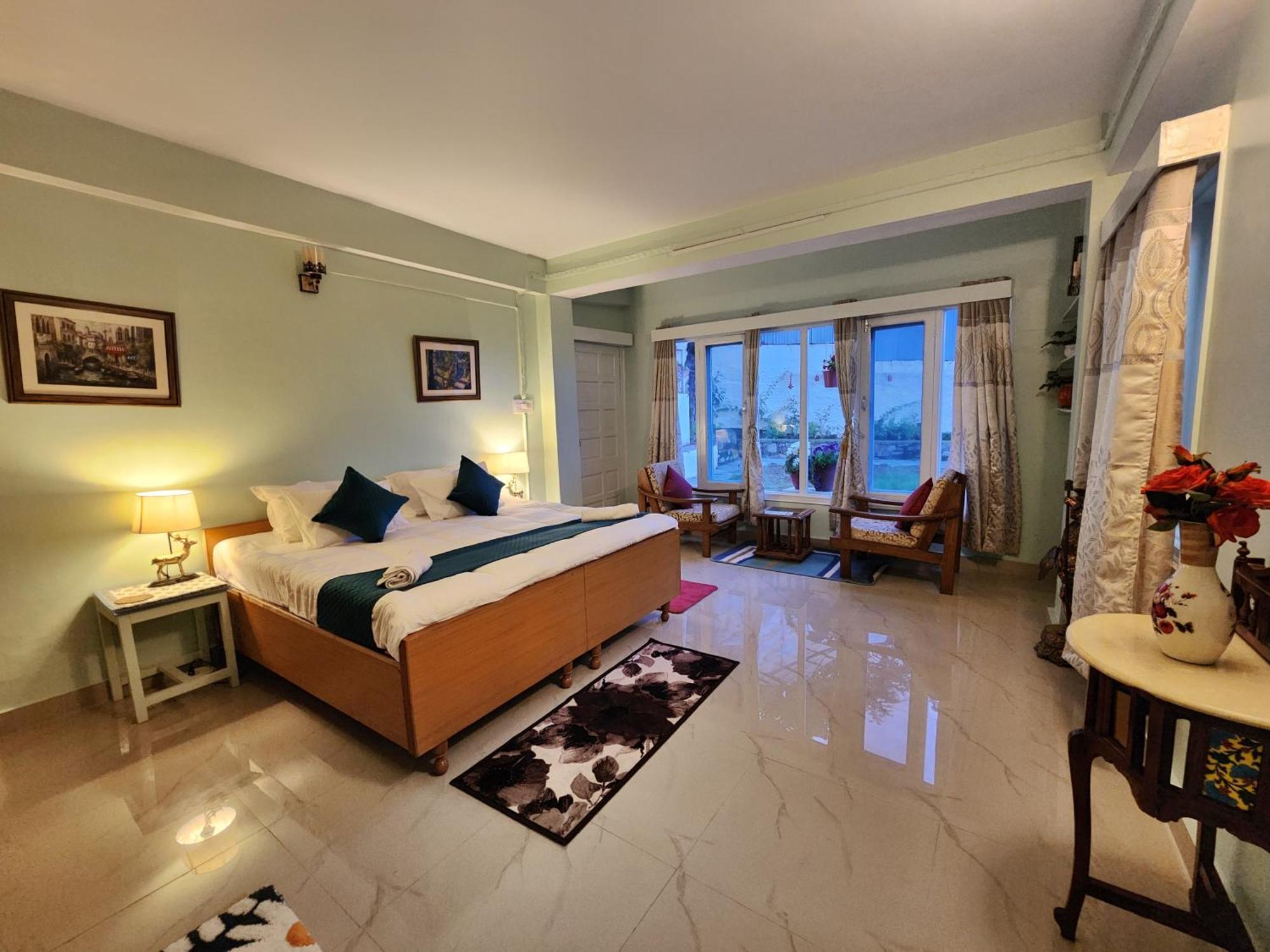 Aaram Baagh Homestay *